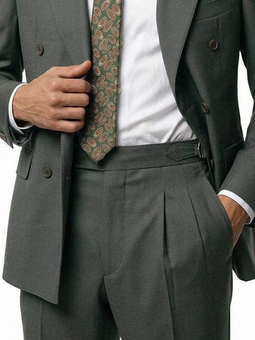 Abito Sartoriale Doppio Petto Verde Chiaro Con Rever a Lancia